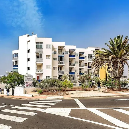 Rosamar With Panoramic Ocean View דירה *